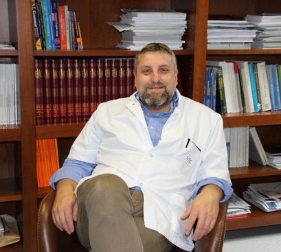 Dr Nicolas Falvo Responsable de l'Unité de médecine vasculaire et de phlébologie interventionnelle CHU Dijon Dr Nicolas Falvo Responsable de l'Unité de médecine vasculaire et de phlébologie interventionnelle CHU Dijon