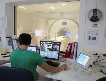 Anévrismes des vaisseaux viscéraux Techniques radiologiques thérapeutiques guidées par l’imagerie Anévrismes des vaisseaux viscéraux Techniques radiologiques thérapeutiques guidées par l’imagerie