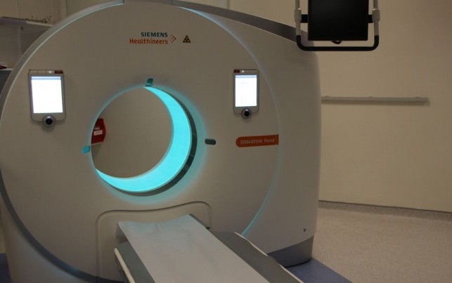 Ablation tumorale percutanée. Imagerie Interventionnelle Thérapeutique CHU Dijon Ablation tumorale percutanée. Imagerie Interventionnelle Thérapeutique CHU Dijon